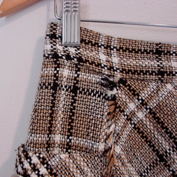 Zara Brown Black Plaid Mini Skirt Frayed Fringe Pockets Size Medium - Picture 7 of 14
